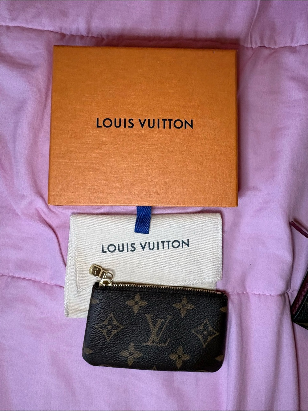 Louis Vuitton key cles key pouch monogram